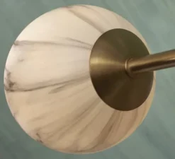 Suspension, Carrara 3 bras/6 globes, Finition Marbre blanc, laiton, Ø99cm, H95cm - It's about Romi