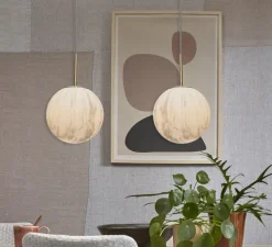 Suspension, Carrara M, Blanc marbre, or, Ø22cm, H34cm - It's about Romi