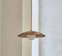Suspension, Ceramica Primitiva 26, rouge, câble or, Ø26cm, H205cm - Contain