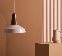 Suspension, Eikon Circus, noyer et rose pâle, Ø40cm, H35cm - Schneid