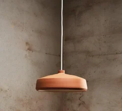 Suspension, Flame Wide XL, terra, câble blanc, IP44, LED, dim, 2700K, 1200 lm, Ø40cm, H18,6cm - Pott