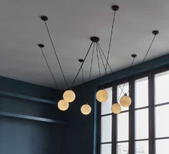 Suspension, Les Acrobates de Gras N°326, opalin, Ø17,5cm, H17,5cm - DCW éditions Paris