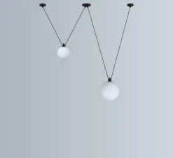 Suspension, Les Acrobates de Gras N°324, opalin, Ø17,5-25cm, H17,5-25cm - DCW éditions Paris