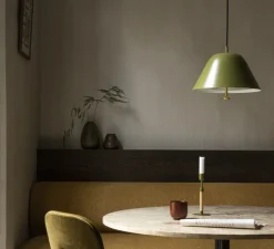 Suspension, Levitate, vert sauge, laiton, Ø40cm, H28,8cm - Audo Copenhagen