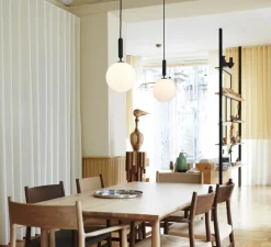 Suspension, Miira 1 large, noir, globe opalin, Ø20cm, H35,3cm - Nuura