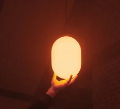 Suspension monte et baisse, Sun, noir mat, LED, dim, 2700K, 815 lm, Ø17,6cm, H28,5cm - GRAU