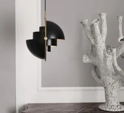 Suspension, Multi-Lite Large, noir mat et laiton, Ø36cm, H42cm, - GUBI