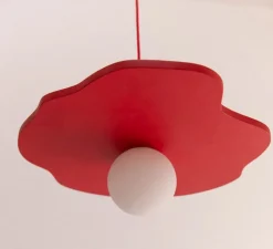 Suspension, Nenuphar moyen, peinture laquée rouge, Ø50cm, H1,5cm - Little Anana