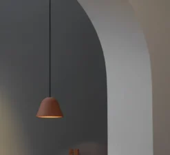 Suspension, Okina 20, rouge mat, câble noir, IP44, LED, dim, 2700K, 800 lm, Ø20cm, H15cm - Pott