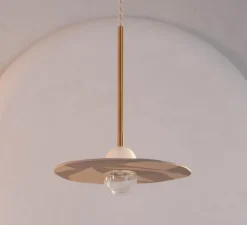 Suspension, Organic Ceramic 22/24, céramique gris et crème, laiton vieilli brossé, verre transparent, câble en lin de 1m, Ø22/24cm, H30cm - Contain