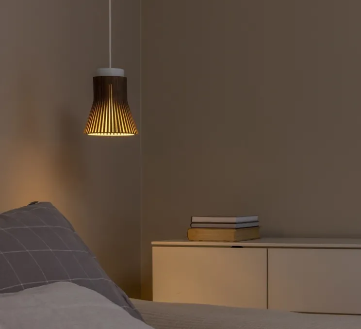 Suspension, Petite 4600, noyer, LED, 2800K, 480lm, Ø20cm, H23cm - Secto Design