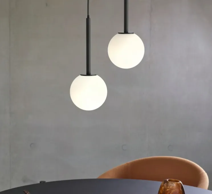 Suspension, Tacoma, noir mat, abat-jour Tacoma Glass opalin, IP44, Ø13,5cm, H185cm - Astro