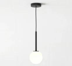 Suspension, Tacoma, noir mat, abat-jour Tacoma Glass opalin, IP44, Ø13,5cm, H185cm - Astro