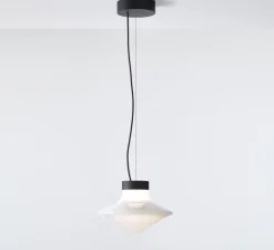 Suspension, Trottola S, verre blanc, structure noire, LED, dim, 2700K, 1260 lm, Ø34,6cm, H23,5cm - Brokis