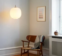 Suspension, VL 45 Radiohus, blanc, verre opal brillant, Ø37cm, H44,8cm-Louis Poulsen